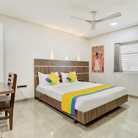 Hotel Treebo Lalaji'S Executive à Aurangābād Extérieur photo