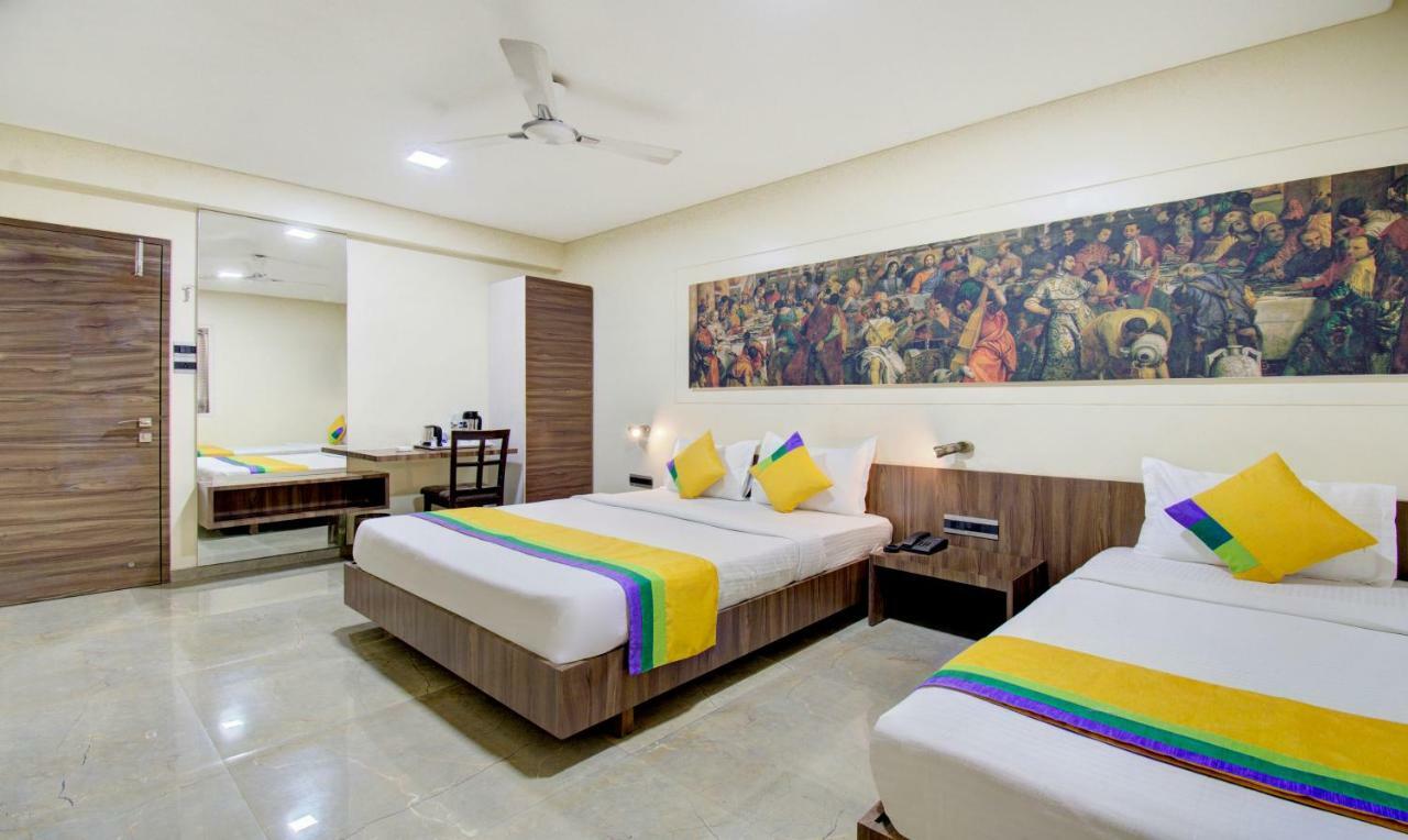 Hotel Treebo Lalaji'S Executive à Aurangābād Extérieur photo
