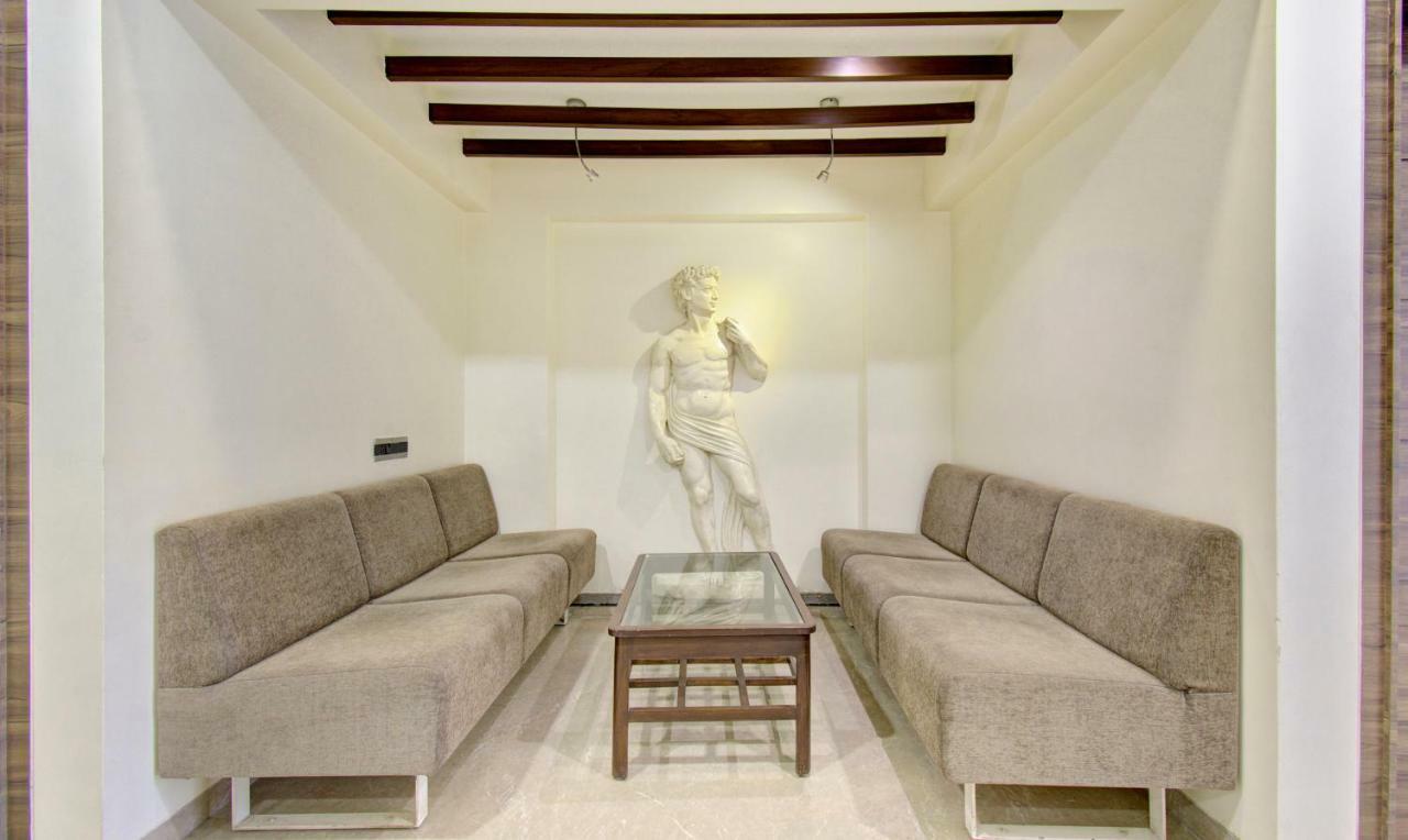 Hotel Treebo Lalaji'S Executive à Aurangābād Extérieur photo
